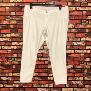 5 for $25🔥Large Liz Lange Skinny Maternity Jeans